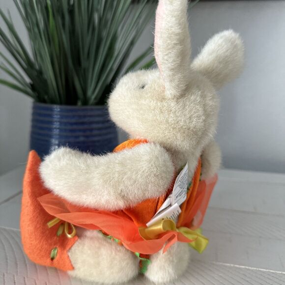 Muffy VanderBear A Salad Ballad “Waltz of the Veges” HOPPY VANDERHARE as Carrot - Picture 5 of 8